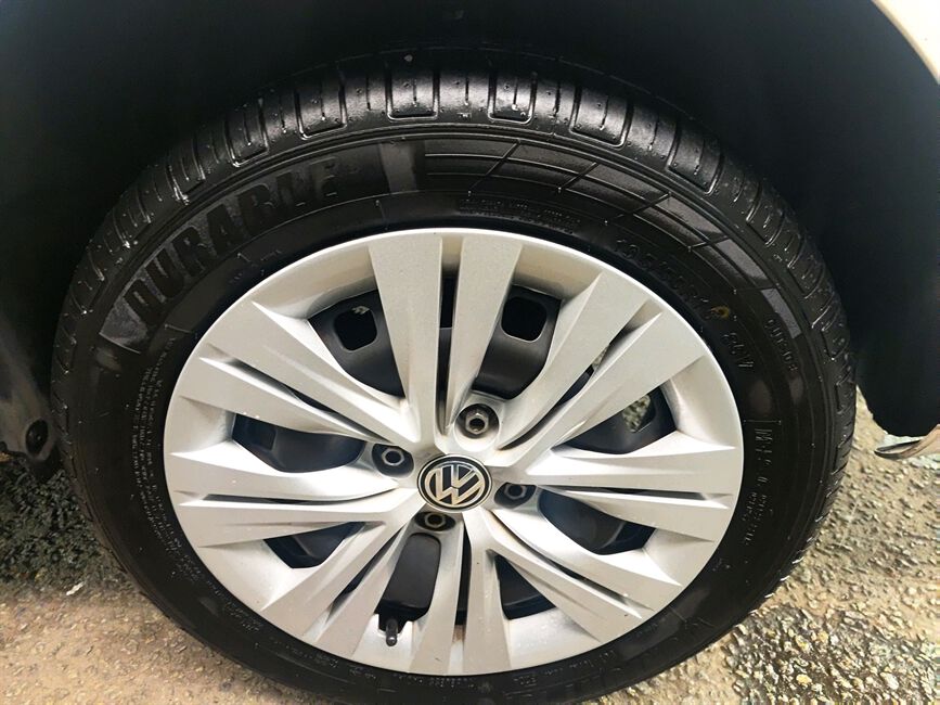 VOYAGE 1.0 12V MPI TOTALFLEX 4P MANUAL