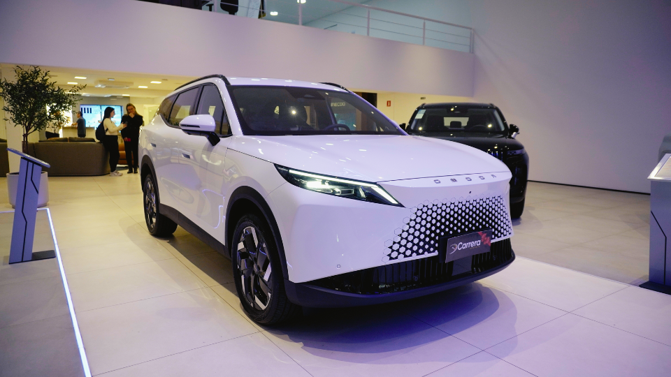 OMODA 7 LUXURY HEV 2026