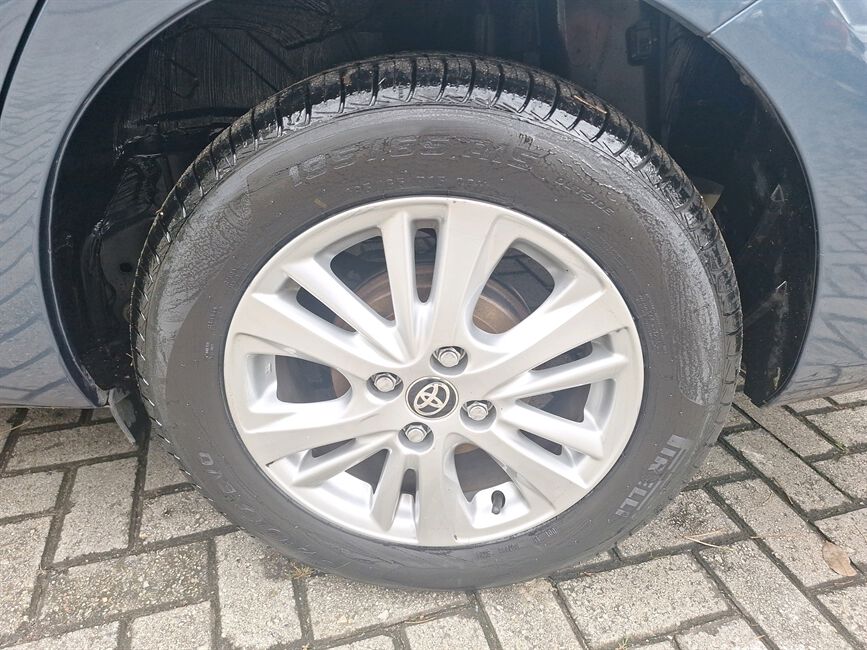YARIS 1.5 16V FLEX SEDAN XL MULTIDRIVE