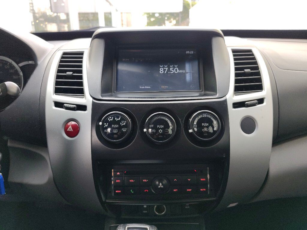 PAJERO DAKAR 3.5 HPE 7 LUGARES 4X4 V6 24V FLEX 4P
