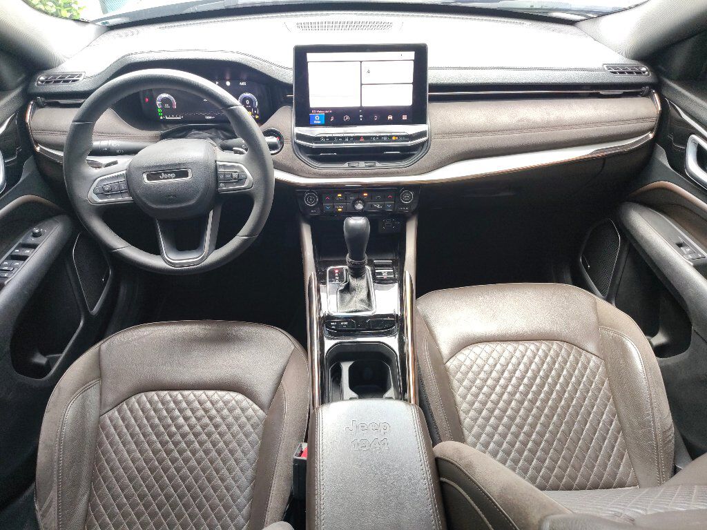COMMANDER 1.3 T270 TURBO FLEX OVERLAND AT6