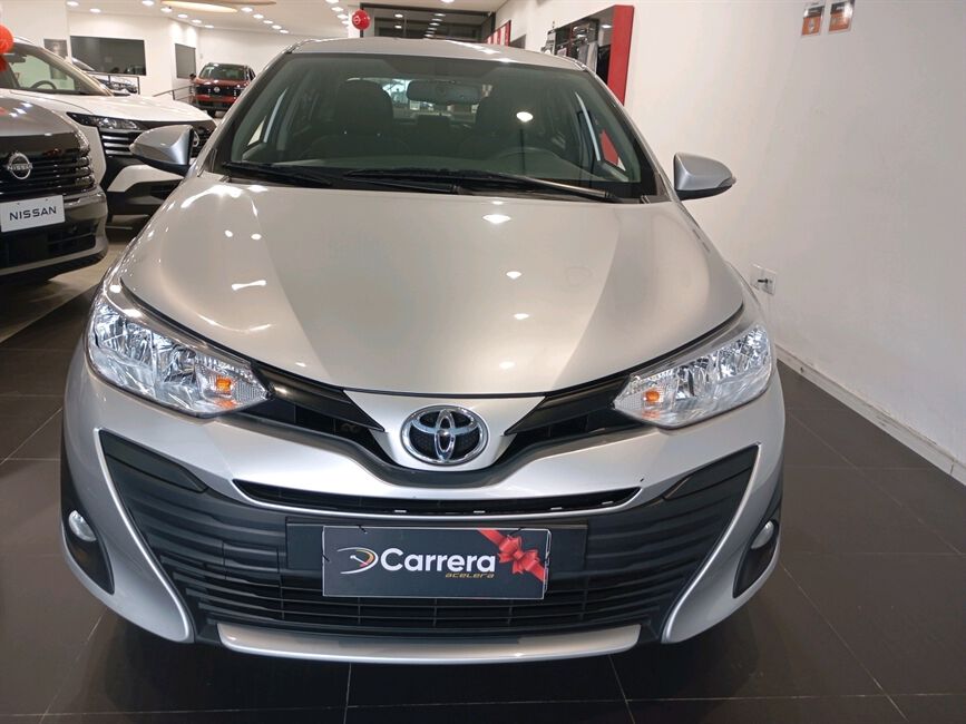 YARIS 1.5 16V FLEX SEDAN XL PLUS TECH MULTIDRIVE