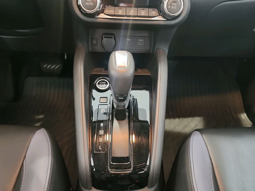 NOVO VERSA 1.6 EXCLUSIVE CVT