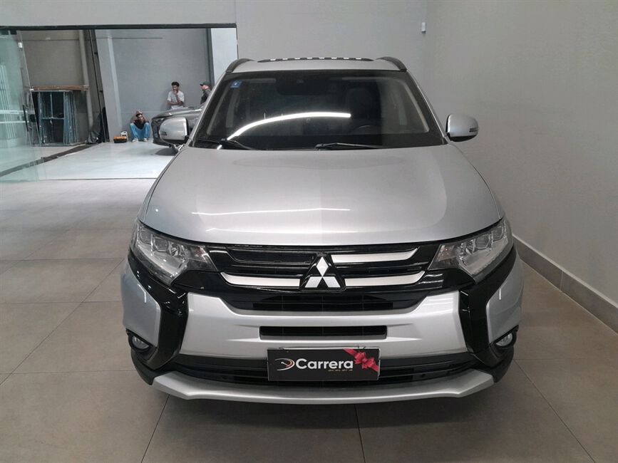 OUTLANDER 3.0 GT 4X4 V6 24V GASOLINA 4P AUTOMATICO