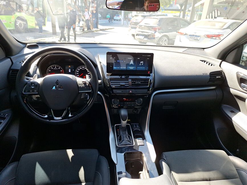 ECLIPSE CROSS 1.5 MIVEC TURBO GASOLINA HPE BLACK C