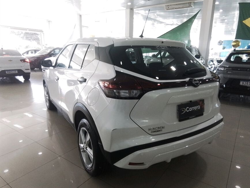 KICKS PLAY 1.6 16V FLEXSTART ACTIVE PLUS XTRONIC