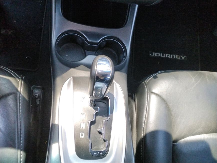 JOURNEY 3.6 SXT V6 GASOLINA 4P AUTOMATICO