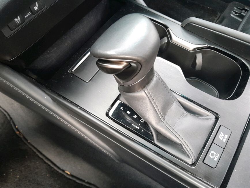ES 300H 2.5 16V HÍBRIDO AUT