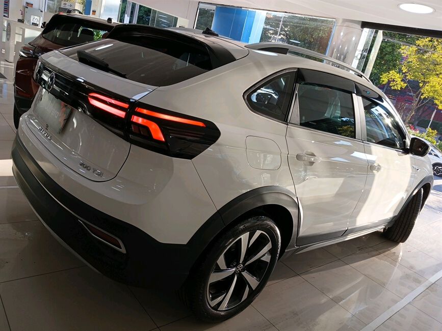 NIVUS 1.0 200 TSI TOTAL FLEX HIGHLINE AUTOMÁTICO