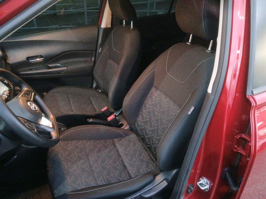 KICKS PLAY 1.6 16V FLEXSTART SENSE XTRONIC
