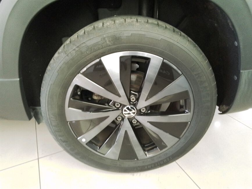 TAOS 1.4 250 TSI TOTAL FLEX COMFORTLINE AUTOMÁTICO
