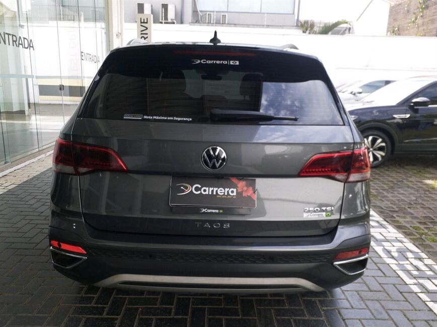 TAOS 1.4 250 TSI TOTAL FLEX HIGHLINE AUTOMÁTICO