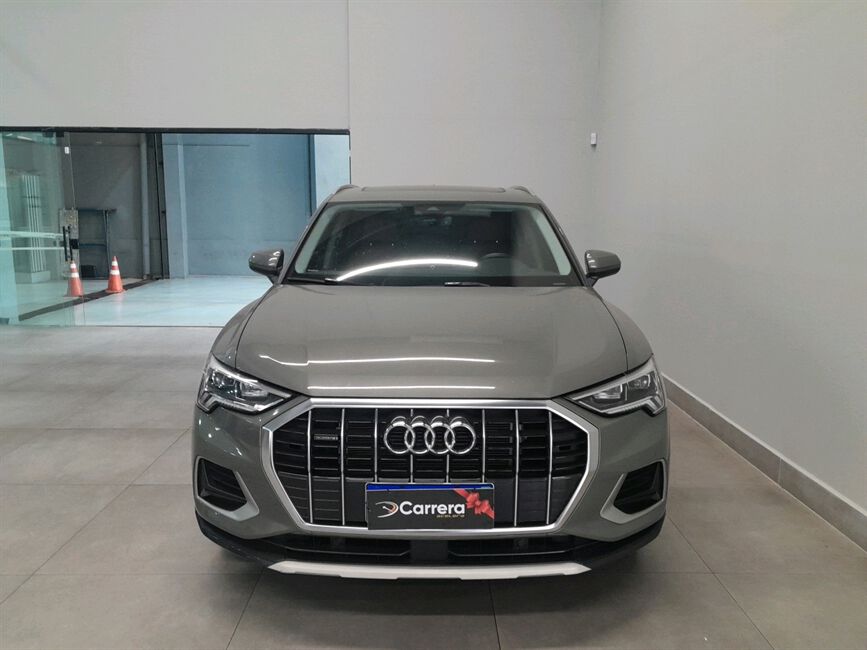 Q3 2.0 40 TFSI GASOLINA PERFORMANCE QUATTRO TIPTRO