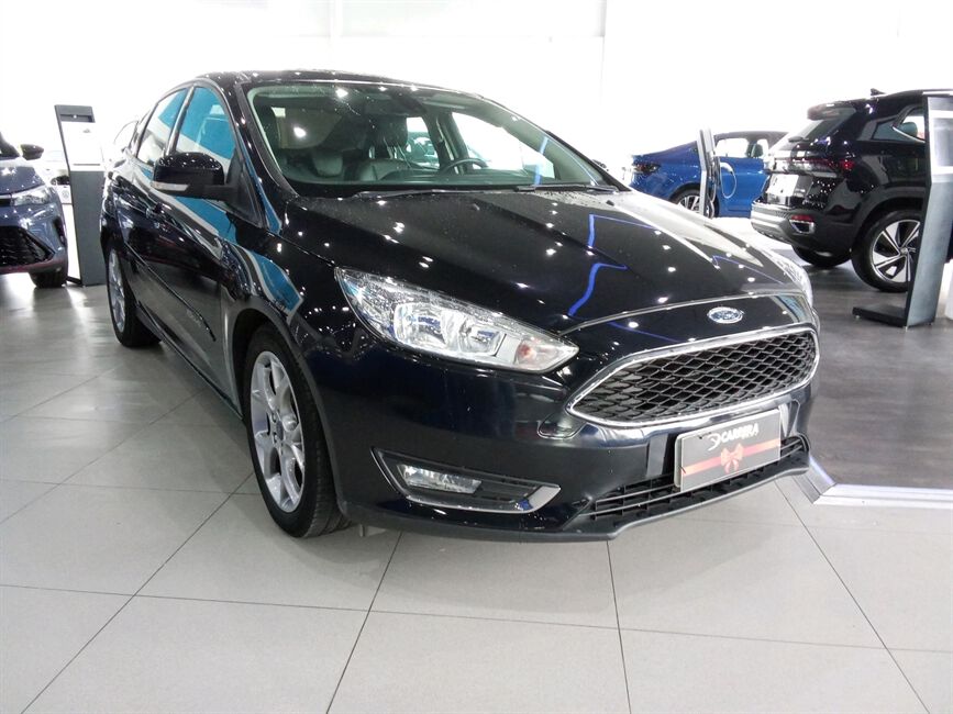 FOCUS 2.0 SE FASTBACK 16V FLEX 4P POWERSHIFT