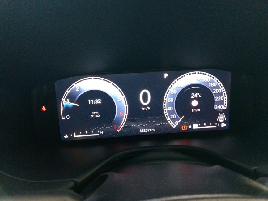 COMMANDER 1.3 T270 TURBO FLEX LONGITUDE AT6