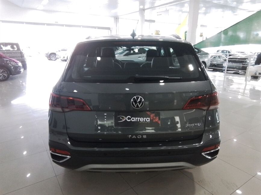 TAOS 1.4 250 TSI TOTAL FLEX HIGHLINE AUTOMÁTICO