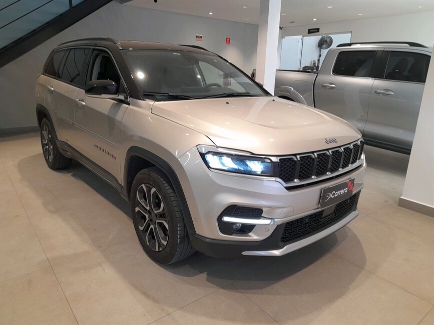 COMMANDER 1.3 T270 TURBO FLEX LIMITED AT6