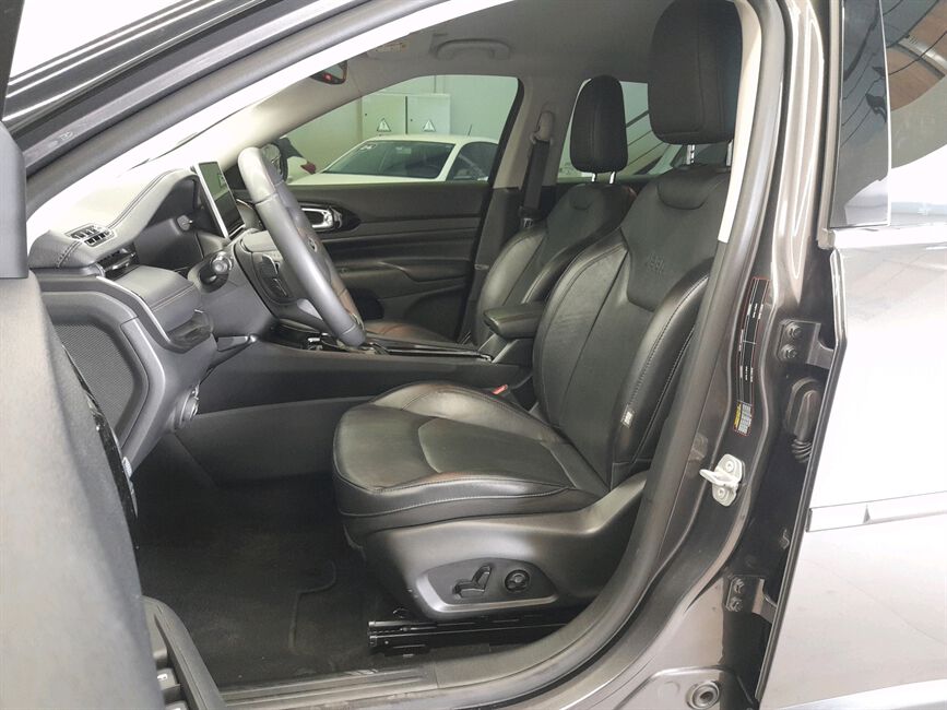 COMPASS 1.3 T270 TURBO FLEX LIMITED AT6