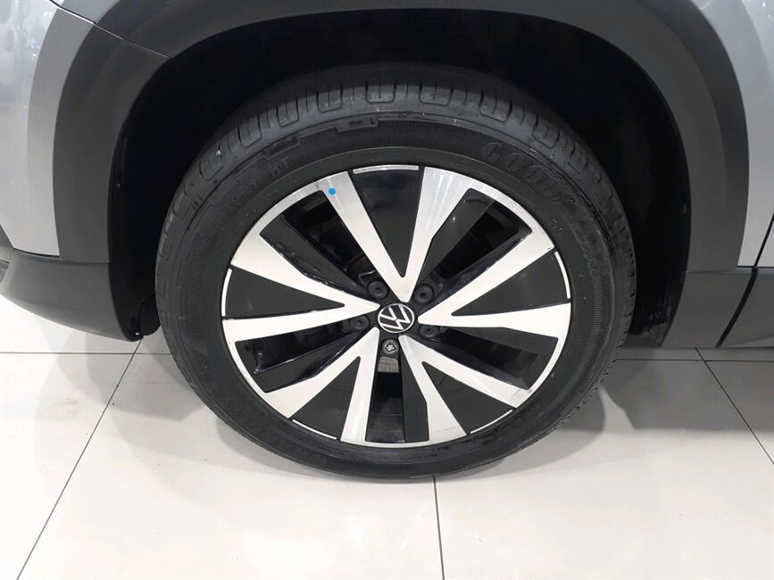 TAOS 1.4 250 TSI TOTAL FLEX HIGHLINE AUTOMÁTICO