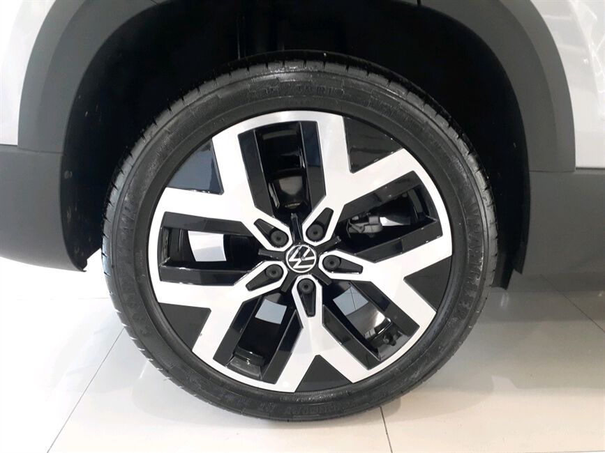 TAOS 1.4 250 TSI TOTAL FLEX HIGHLINE AUTOMÁTICO
