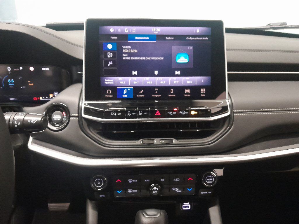 COMMANDER 1.3 T270 TURBO FLEX LONGITUDE AT6