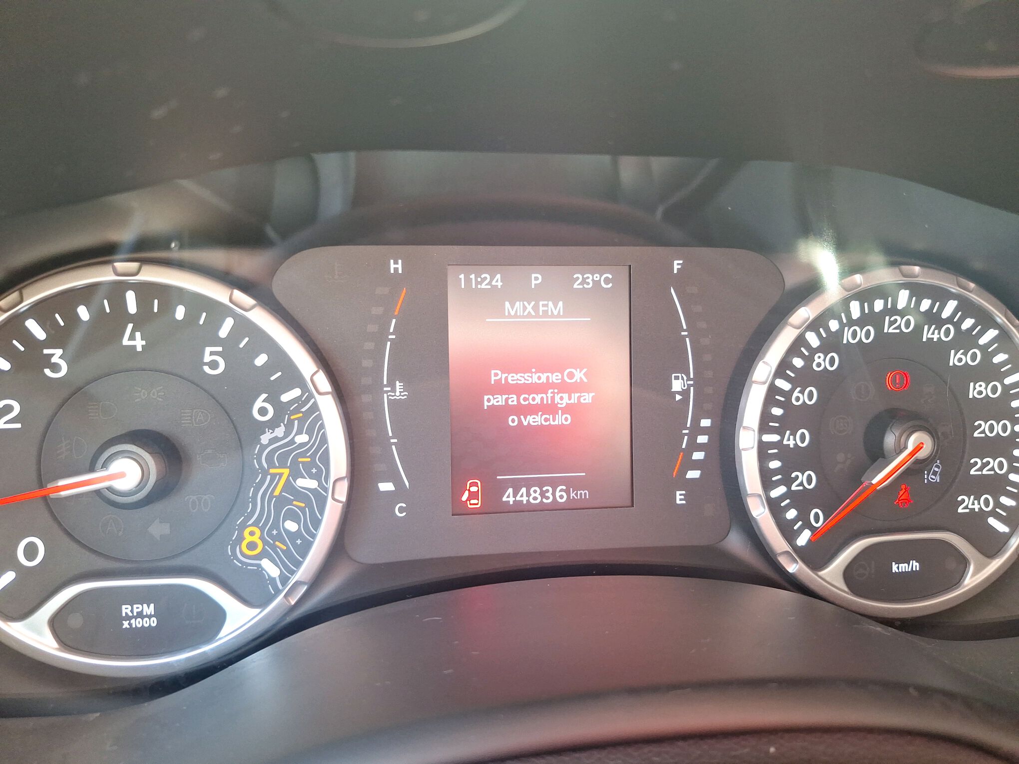 RENEGADE 1.3 T270 TURBO FLEX SPORT AT6