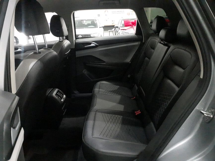 TAOS 1.4 250 TSI TOTAL FLEX COMFORTLINE AUTOMÁTICO
