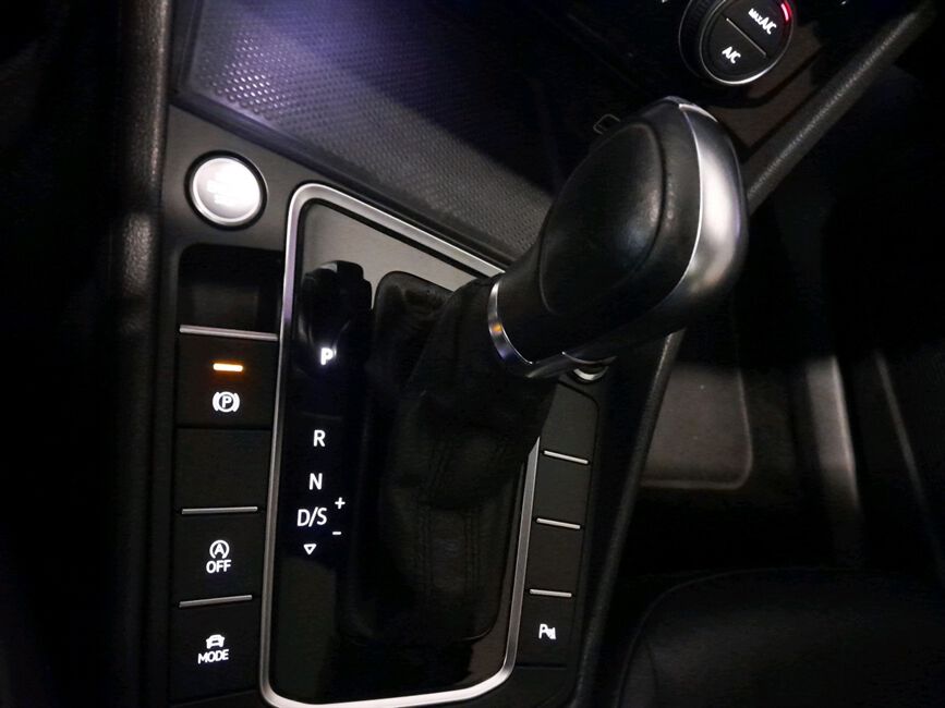 JETTA 1.4 250 TSI TOTAL FLEX COMFORTLINE TIPTRONIC