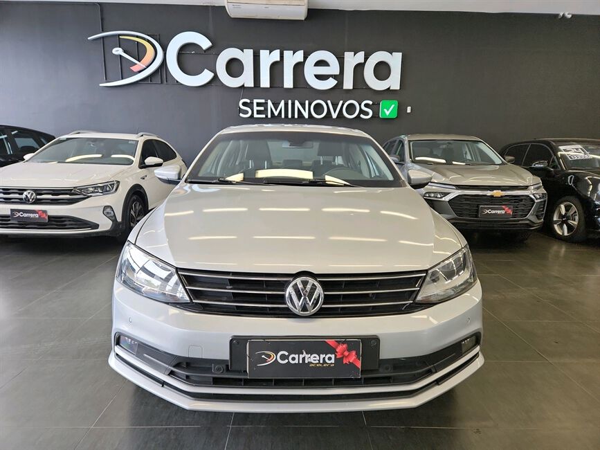 JETTA 2.0 TSI HIGHLINE 211CV GASOLINA 4P TIPTRONIC