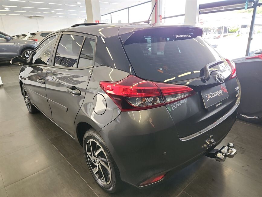 YARIS 1.5 16V FLEX XLS CONNECT MULTIDRIVE