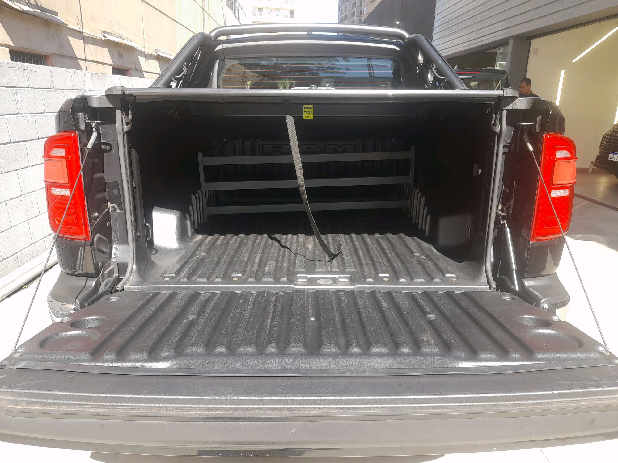 RAMPAGE 2.0 HURRICANE 4 TURBO GASOLINA LARAMIE 4X4