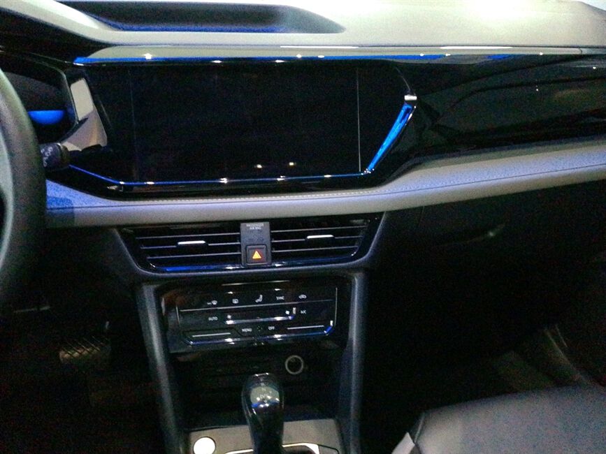 TAOS 1.4 250 TSI TOTAL FLEX COMFORTLINE AUTOMÁTICO
