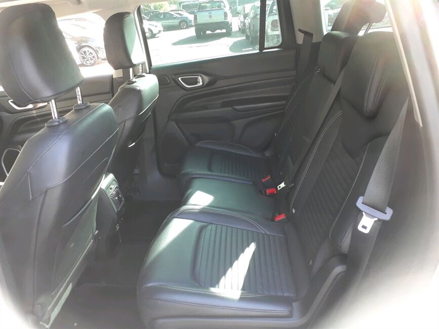 COMMANDER 1.3 T270 TURBO FLEX OVERLAND AT6