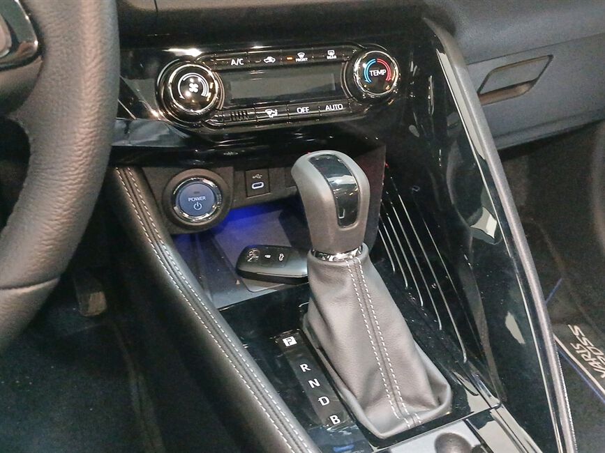 YARIS CROSS 1.5 VVT-I HYBRID FLEX XRX CVT