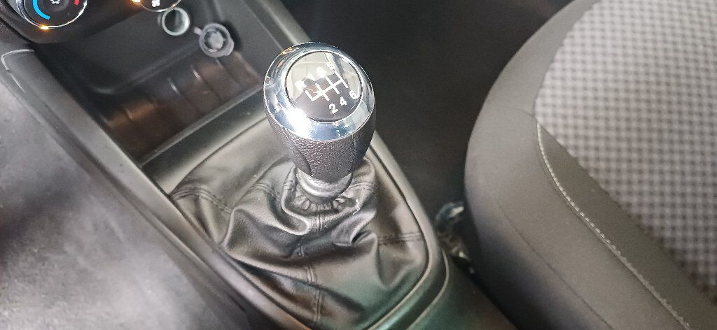 ONIX 1.0 MPFI LT 8V FLEX 4P MANUAL