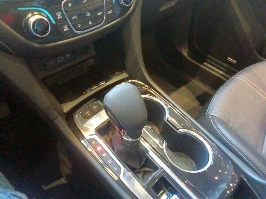 EQUINOX 1.5 16V TURBO GASOLINA PREMIER AWD AUTOMÁT