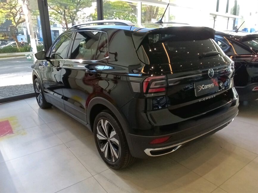 T-CROSS