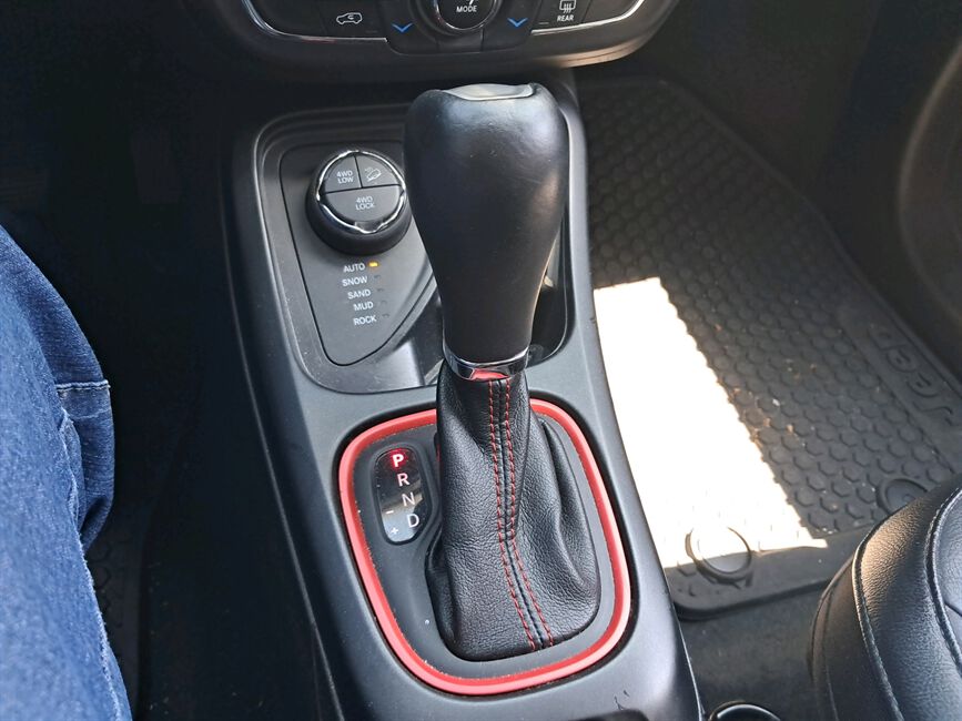COMPASS 2.0 16V DIESEL TRAILHAWK 4X4 AUTOMATICO
