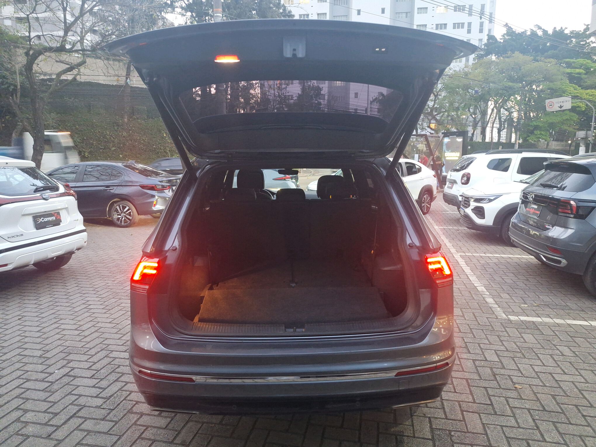 TIGUAN 2.0 350 TSI GASOLINA ALLSPACE R-LINE 4MOTIO
