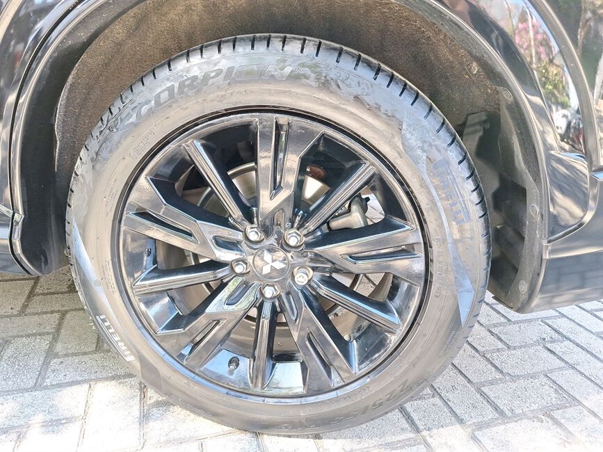 ECLIPSE CROSS 1.5 MIVEC TURBO GASOLINA HPE BLACK C