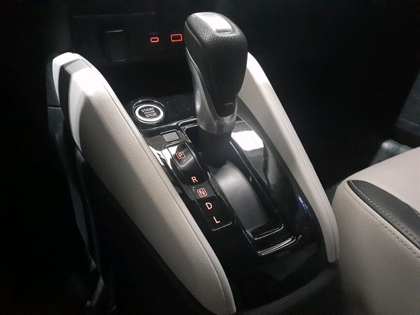 NOVO VERSA 1.6 EXCLUSIVE CVT