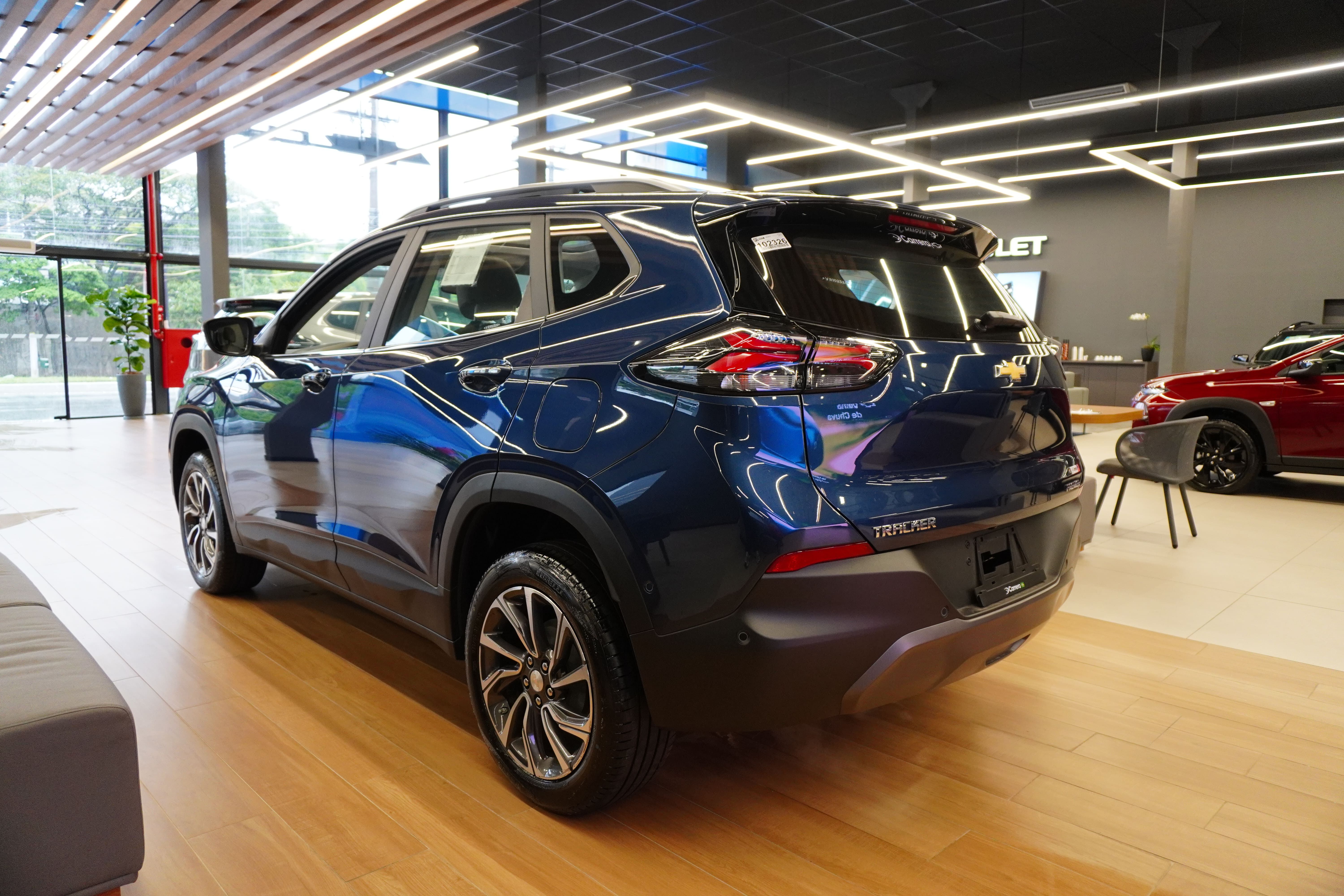 TRACKER PREMIER TURBO AUT 2027