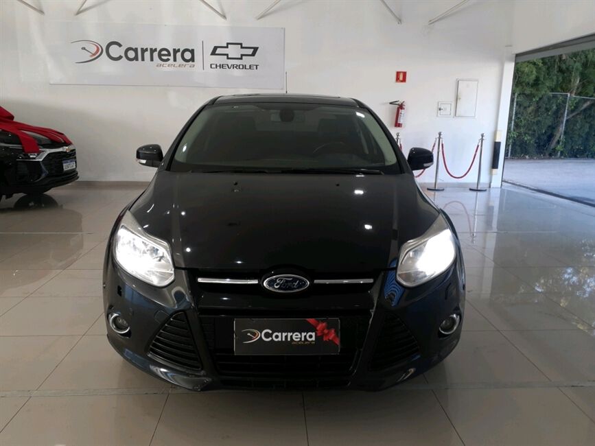 FOCUS 2.0 TITANIUM SEDAN 16V FLEX 4P POWERSHIFT