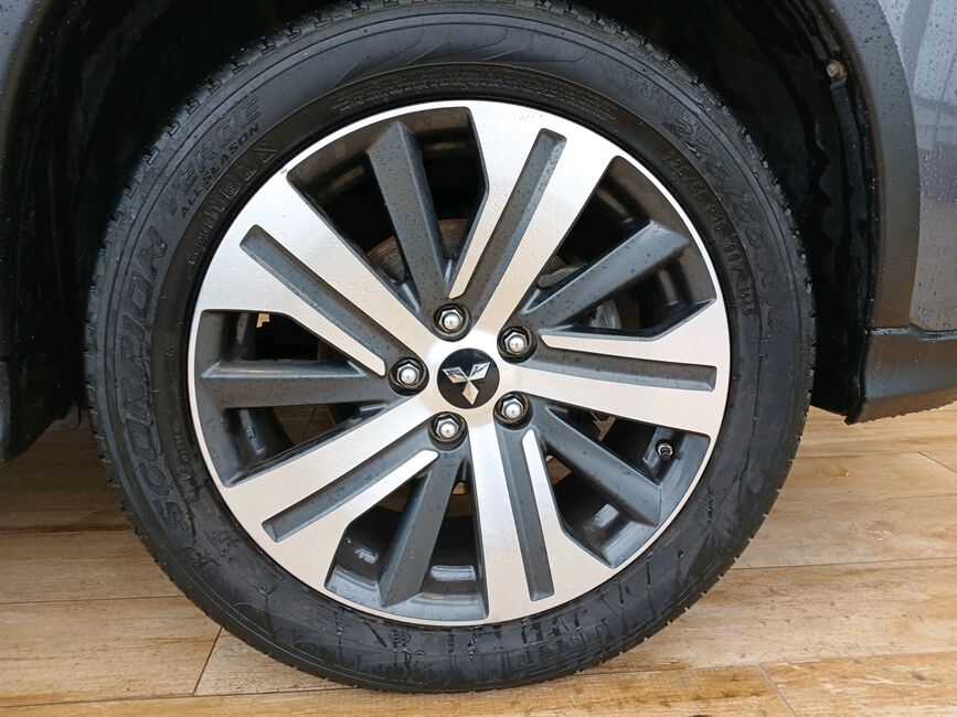 OUTLANDER 2.0 MIVEC FLEX SPORT HPE AWD AUTOMÁTICO
