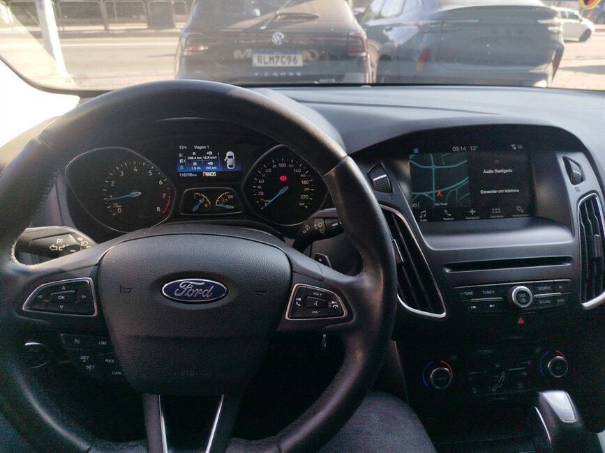 FOCUS 2.0 SE FASTBACK 16V FLEX 4P POWERSHIFT