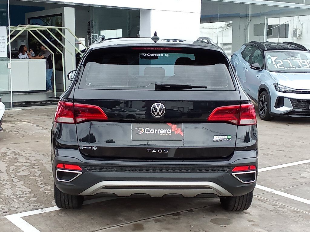 TAOS 1.4 250 TSI TOTAL FLEX COMFORTLINE AUTOMÁTICO