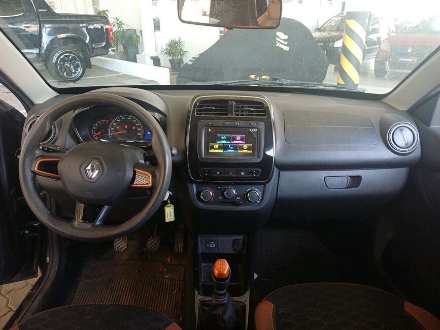 KWID 1.0 12V SCE FLEX OUTSIDER MANUAL