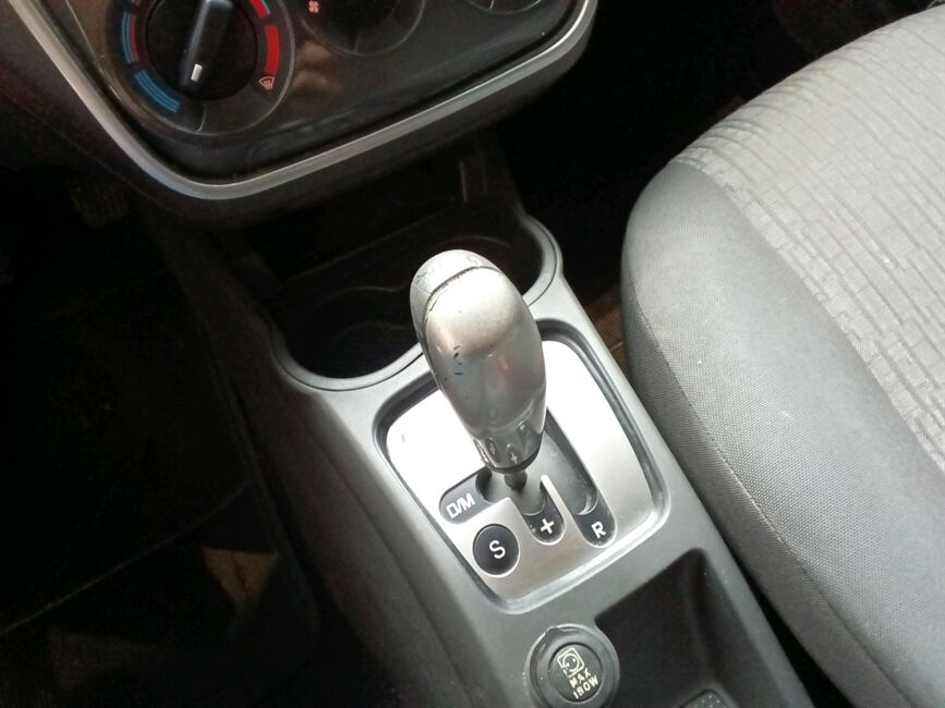 PUNTO 1.6 ESSENCE 16V FLEX 4P AUTOMATIZADO