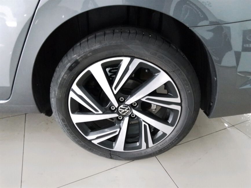 VIRTUS 1.0 200 TSI HIGHLINE AUTOMÁTICO
