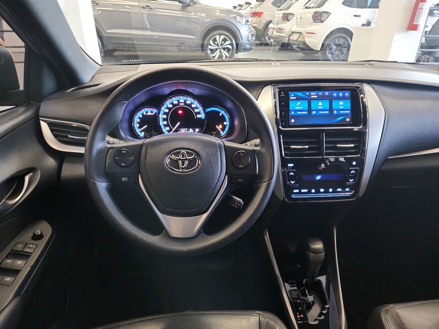 YARIS 1.3 16V FLEX XL PLUS TECH MULTIDRIVE